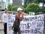 Ketua Barisan Muda Bekasi Juhartono Ketua Barisan Muda Bekasi Juhartono