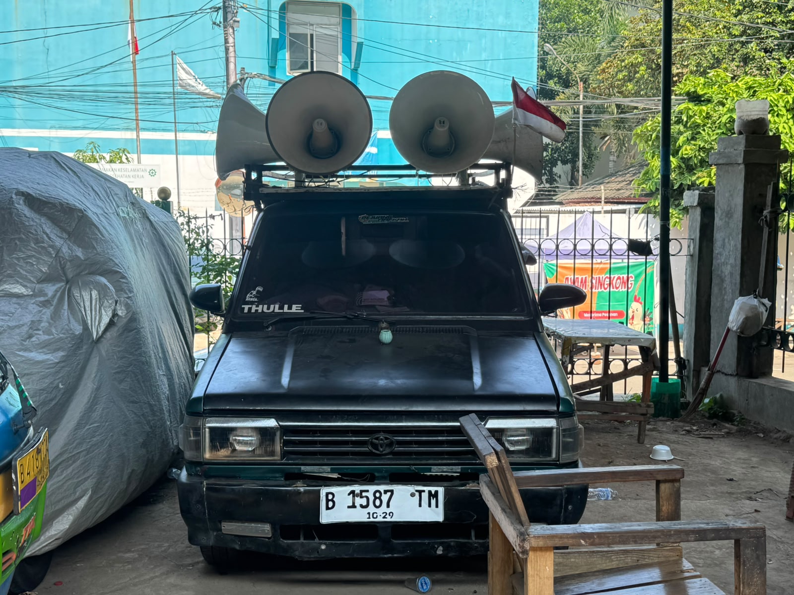 Komunitas Mobil Komando Mokom